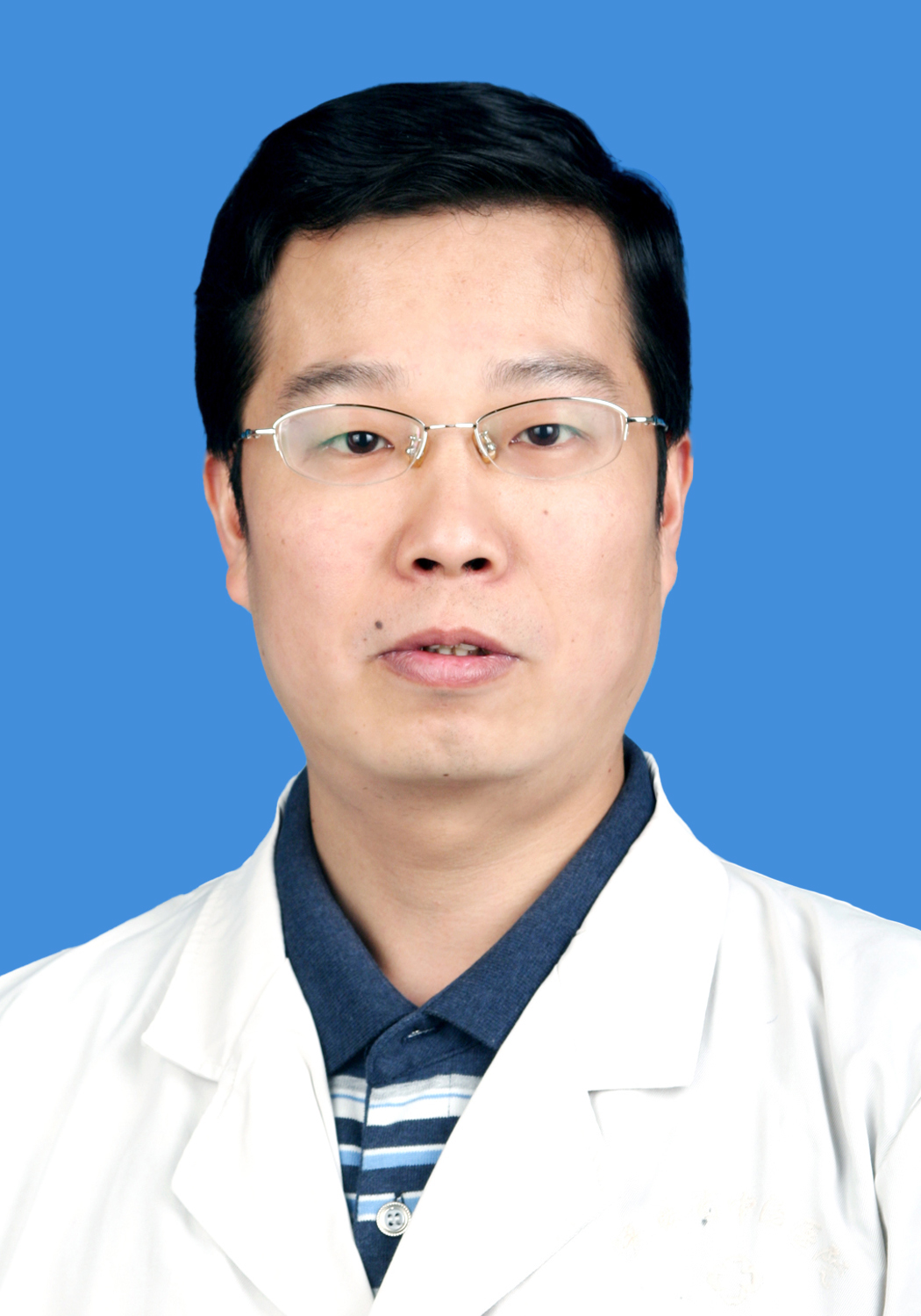 屈小元